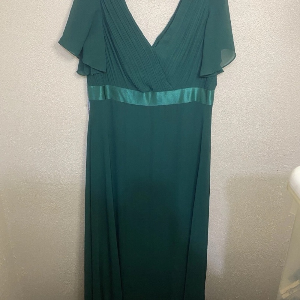 Ever Pretty Women’s Maxi Dress 2XL Green Flutter Sleeve Pleated V-Neck Gown